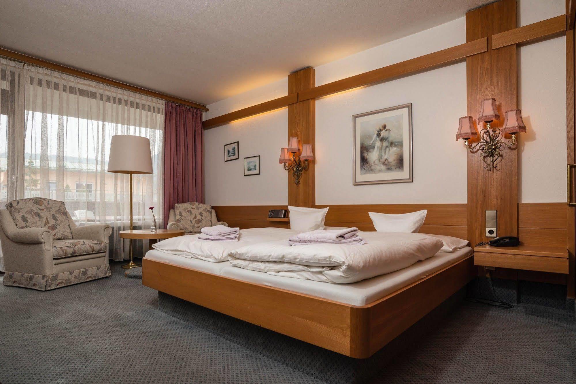 Kronen Hotel Bad Liebenzell Kültér fotó